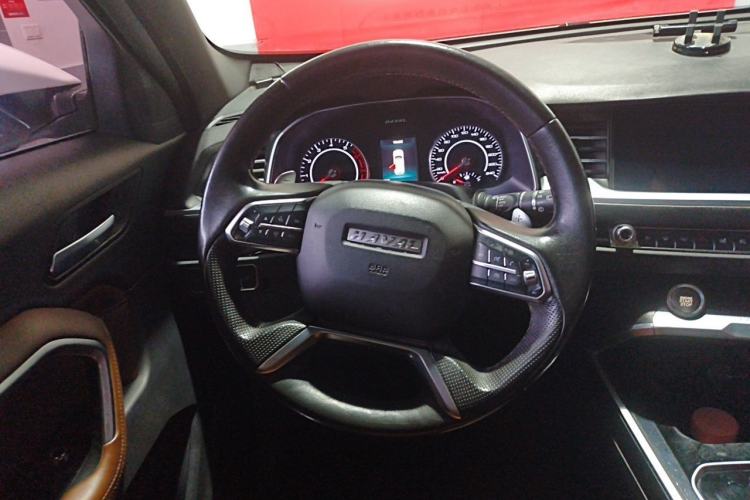 Used Haval H6 2017 Red Label 2.0T Automatic Two-Wheel Drive ZhiShang Model Steering Wheel