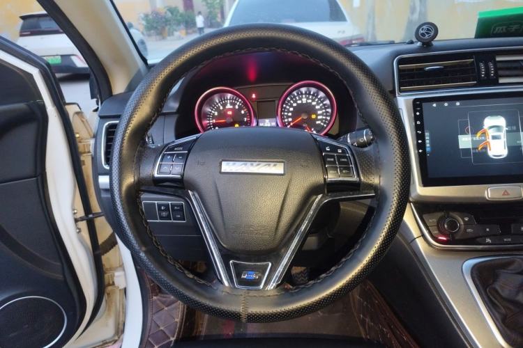 Used Haval H6 2017 Blue Label Sport Edition 1.5T Manual Two-Wheel Drive Elite Model Steering Wheel