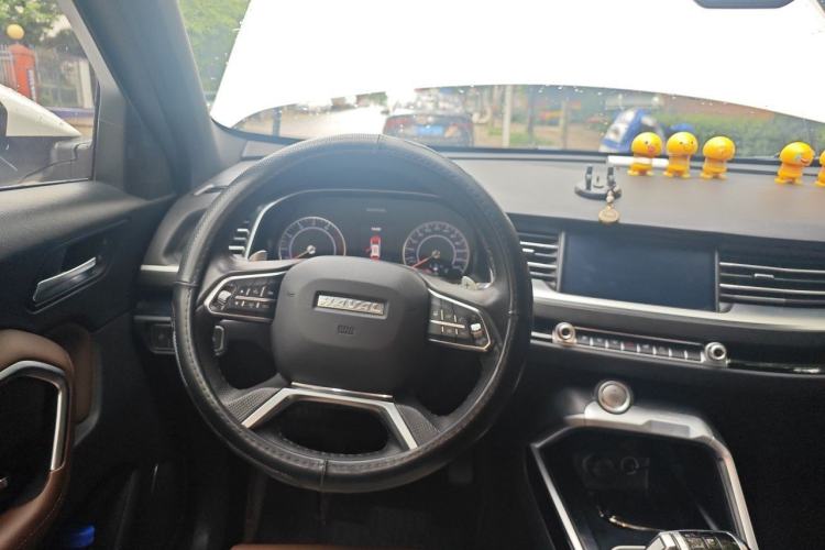 Used Haval H6 2017 Red Label 2.0T Automatic Two-Wheel Drive ZhiShang Model Steering Wheel