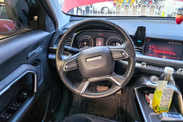 Used Haval H6 2017 Red Label 2.0T Automatic Two-Wheel Drive ZhiShang Model Steering Wheel