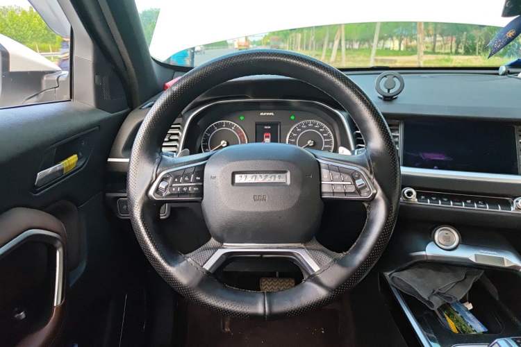 Used Haval H6 2017 Red Label 2.0T Automatic Two-Wheel Drive ZhiShang Model Steering Wheel