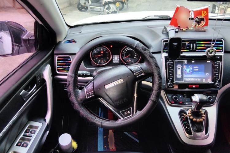 Used Haval H6 2017 Red-Label Sport Edition 1.5T Automatic Two-Wheel Drive Luxury Model Steering Wheel