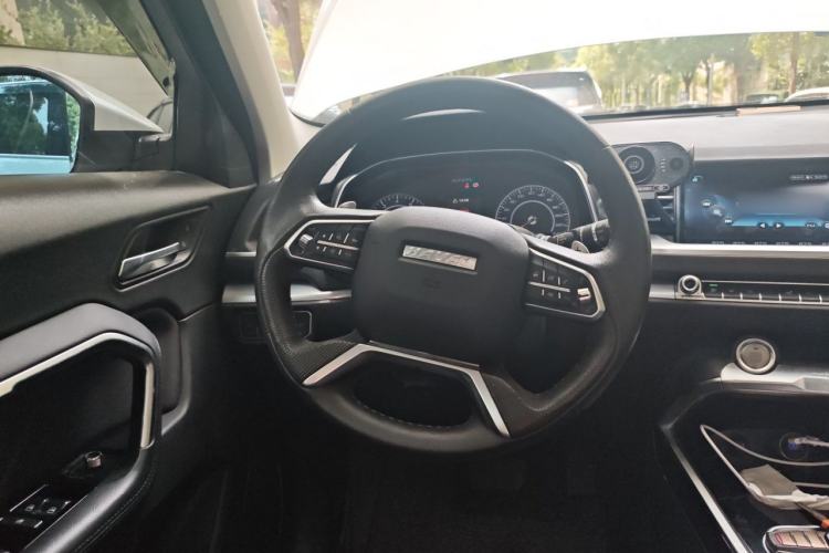 Used Haval H6 2017 Red Label 2.0T Automatic Two-Wheel Drive ZhiShang Model Steering Wheel