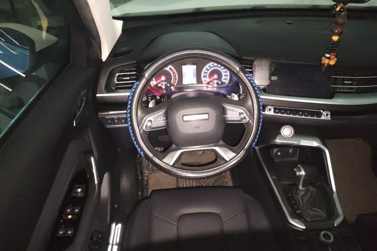 Used Haval H6 2017 Blue Label 1.5T Automatic Two-Wheel Drive ZhiShang Model Steering Wheel