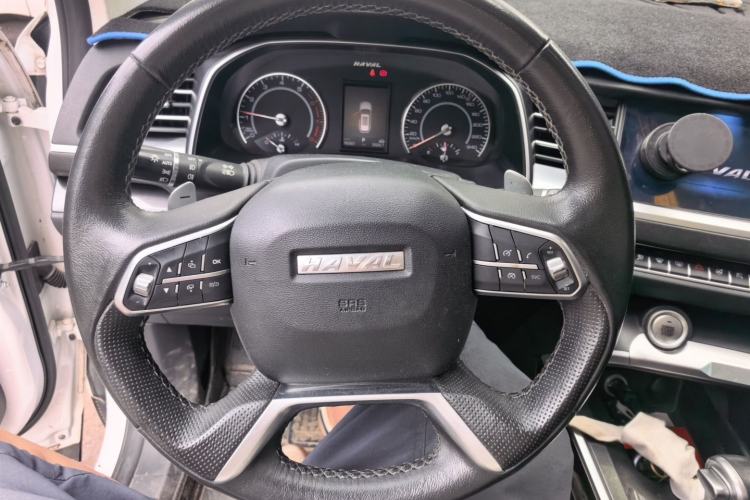 Used Haval H6 2017 Blue Label 1.5T Automatic Two-Wheel Drive ZhiShang Model Steering Wheel