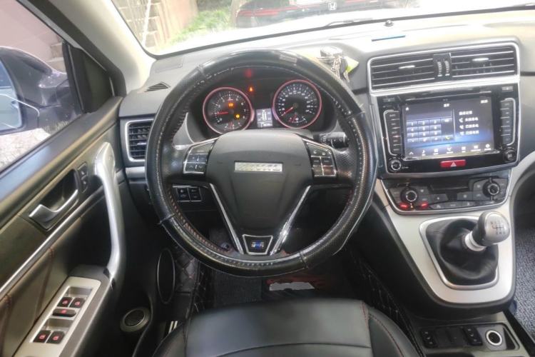 Used Haval H6 2017 Blue Label Sport Edition 1.5T Manual Two-Wheel Drive Elite Model Steering Wheel
