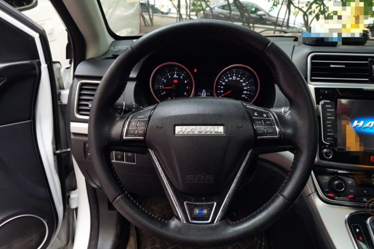 Used Haval H6 2017 Blue Label Sport Edition 1.5T Automatic Two-Wheel Drive Luxury Model Steering Wheel