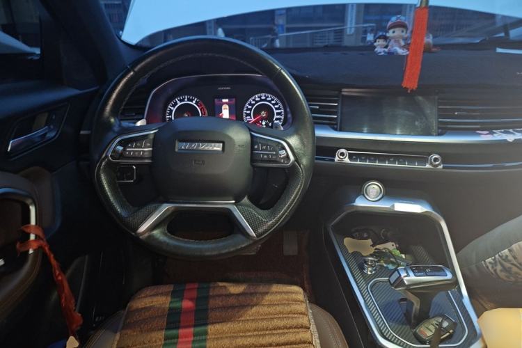 Used Haval H6 2017 Red Label 2.0T Automatic Two-Wheel Drive ZhiShang Model Steering Wheel