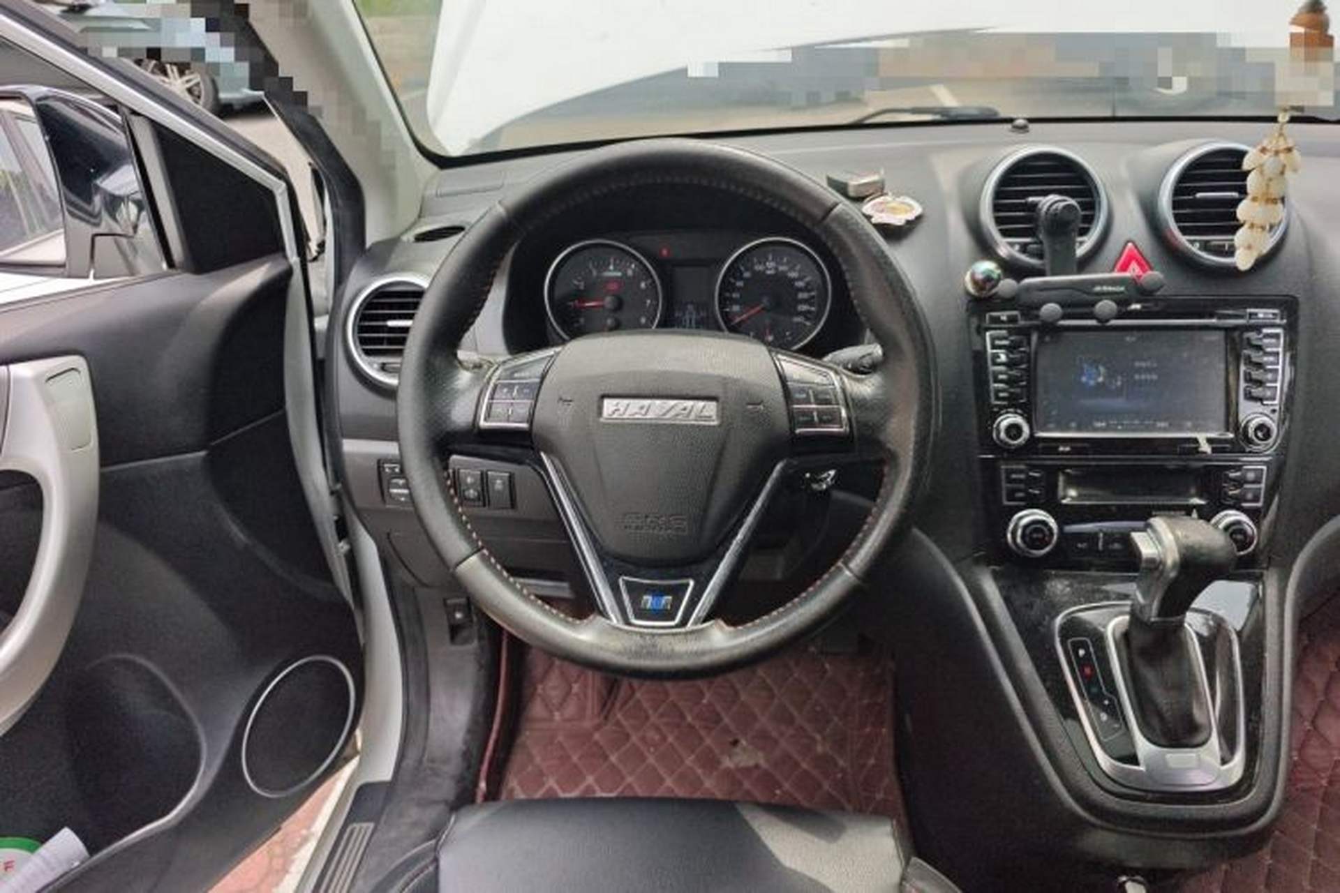 Used Haval H6 2017 Classic Edition 1.5T Automatic Two-Wheel Drive Elite Model Steering Wheel