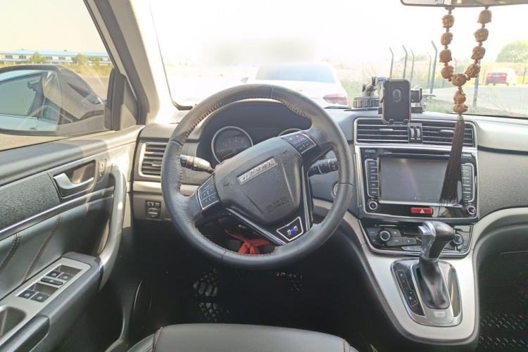 Used Haval H6 2017 Blue Label Sport Edition 1.5T Automatic Two-Wheel Drive Luxury Model Steering Wheel