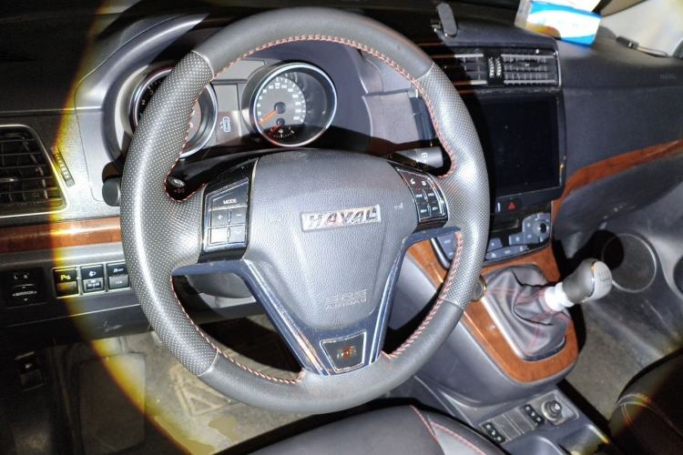 Used Haval H6 2017 Red-Label Sport Edition 1.5T Manual Two-Wheel Drive Elite Model Steering Wheel