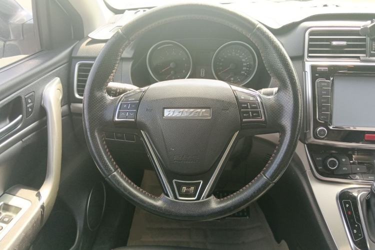Used Haval H6 2017 Red-Label Sport Edition 1.5T Automatic Two-Wheel Drive Luxury Model Steering Wheel