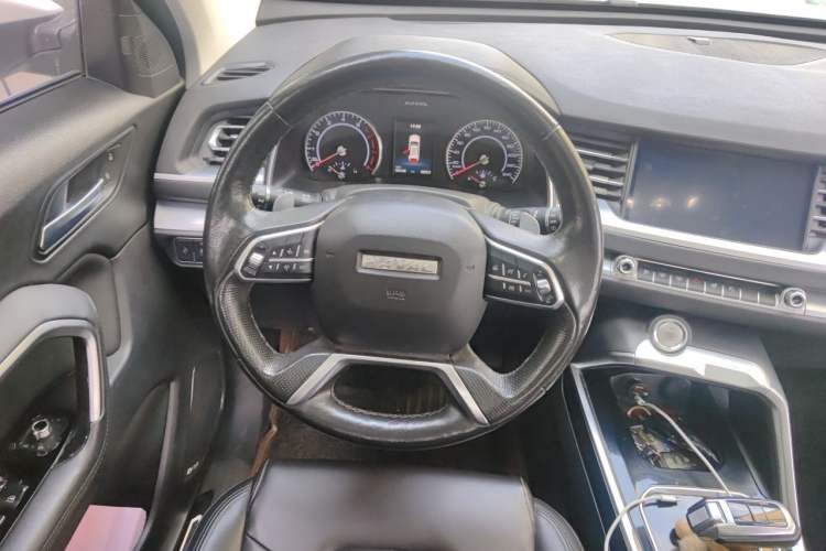 Used Haval H6 2017 Red Label 2.0T Automatic Two-Wheel Drive ZhiShang Model Steering Wheel