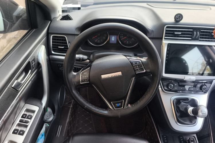Used Haval H6 2017 Blue Label Sport Edition 1.5T Manual Two-Wheel Drive Elite Model Steering Wheel
