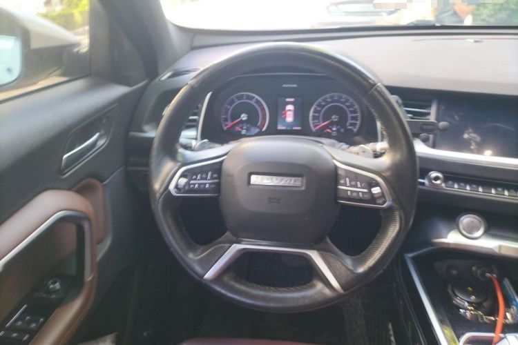 Used Haval H6 2017 Red Label 2.0T Automatic Two-Wheel Drive ZhiShang Model Steering Wheel