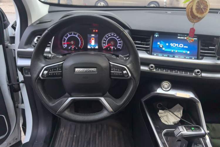 Used Haval H6 2017 Red Label 2.0T Automatic Two-Wheel Drive ZhiShang Model Steering Wheel