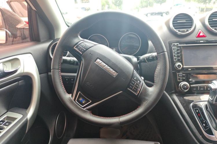 Used Haval H6 2017 Classic Edition 1.5T Automatic Two-Wheel Drive Elite Model Steering Wheel