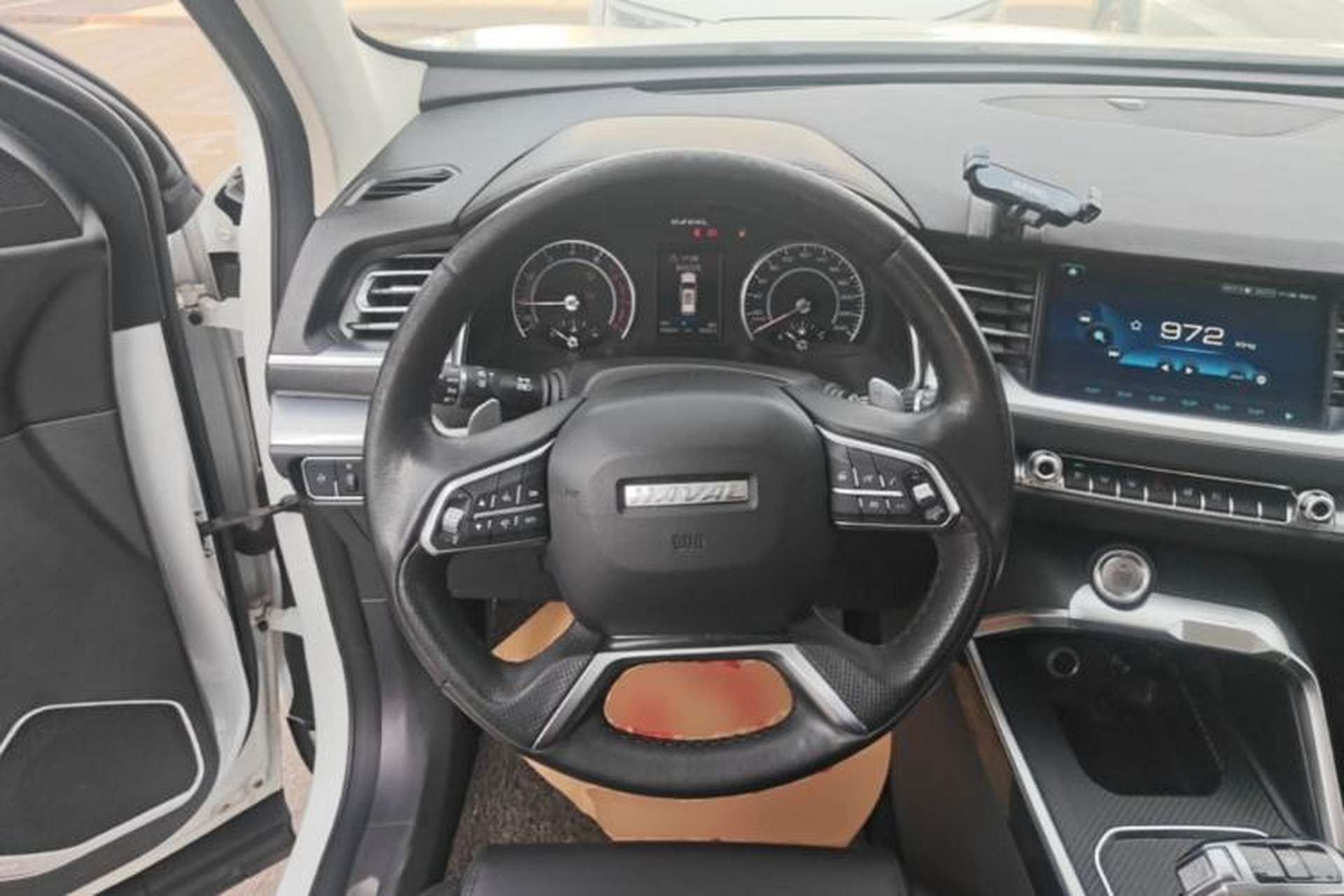 Used Haval H6 2017 Red Label 2.0T Automatic Two-Wheel Drive ZhiShang Model Steering Wheel