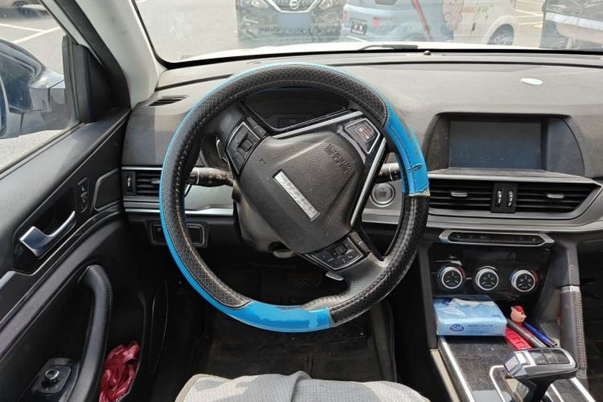 Used Haval H6 2017 Restyled Red-Label Sport Version 1.5T Automatic Two-Wheel Drive Luxury Trim Steering Wheel