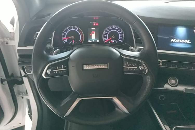 Used Haval H6 2017 Red Label 2.0T Automatic Two-Wheel Drive ZhiShang Model Steering Wheel