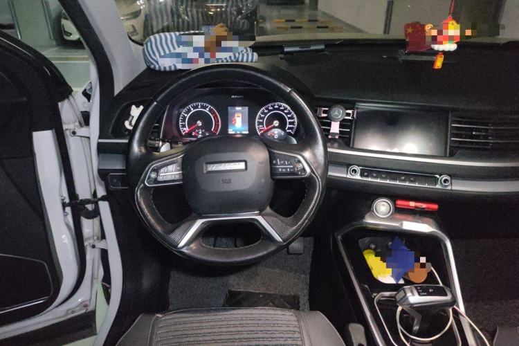 Used Haval H6 2017 Red Label 2.0T Automatic Two-Wheel Drive ZhiShang Model Steering Wheel