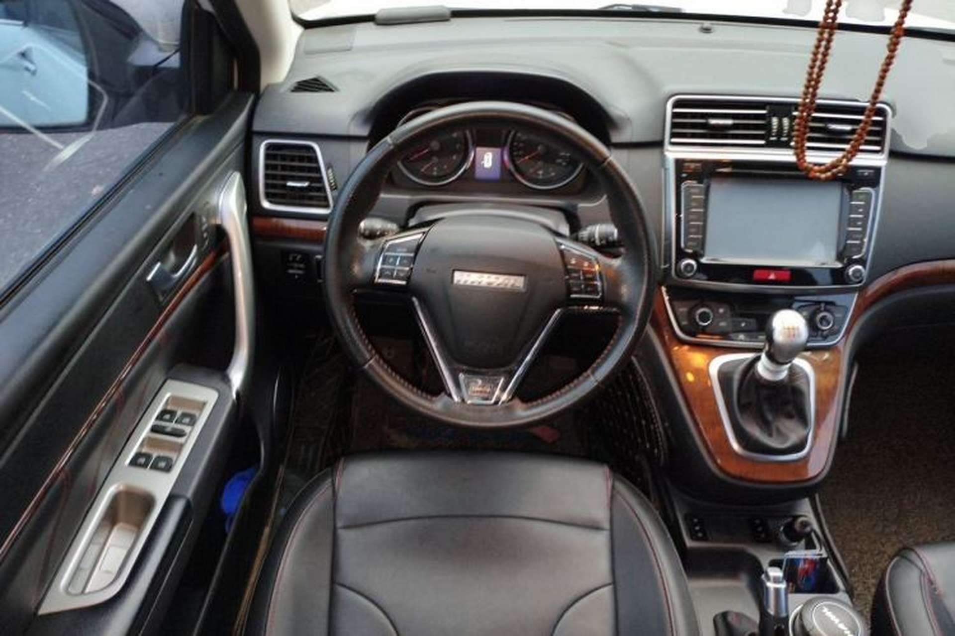 Used Haval H6 2017 Classic Edition 1.5T Manual Two-Wheel Drive Elite Model Steering Wheel