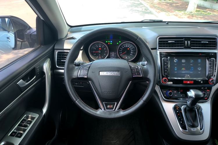 Used Haval H6 2017 Red-Label Sport Edition 1.5T Automatic Two-Wheel Drive Luxury Model Steering Wheel
