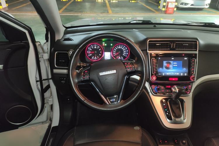 Used Haval H6 2017 Blue Label Sport Edition 1.5T Automatic Two-Wheel Drive Luxury Model Steering Wheel