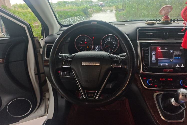 Used Haval H6 2017 Red-Label Sport Edition 1.5T Manual Two-Wheel Drive Elite Model Steering Wheel