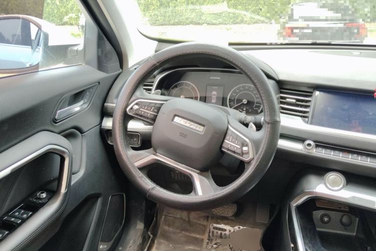Used Haval H6 2017 Red Label 2.0T Automatic Two-Wheel Drive ZhiShang Model Steering Wheel