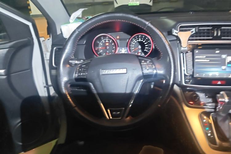 Used Haval H6 2017 Blue Label Sport Edition 1.5T Automatic Two-Wheel Drive Luxury Model Steering Wheel
