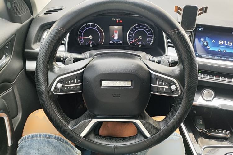 Used Haval H6 2017 Red-Label 1.3T Automatic Two-Wheel Drive Fashion Edition Steering Wheel