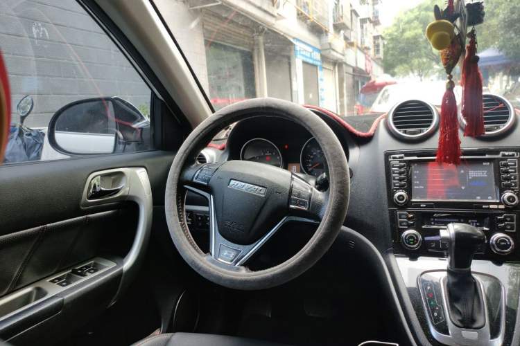 Used Haval H6 2017 Classic Edition 1.5T Automatic Two-Wheel Drive Urban Model Steering Wheel