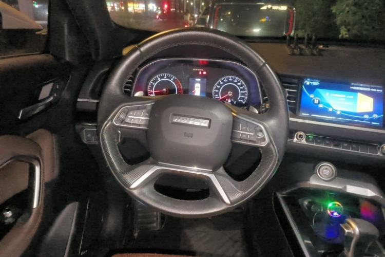 Used Haval H6 2017 Blue Label 1.5T Automatic Two-Wheel Drive ZhiShang Model Steering Wheel