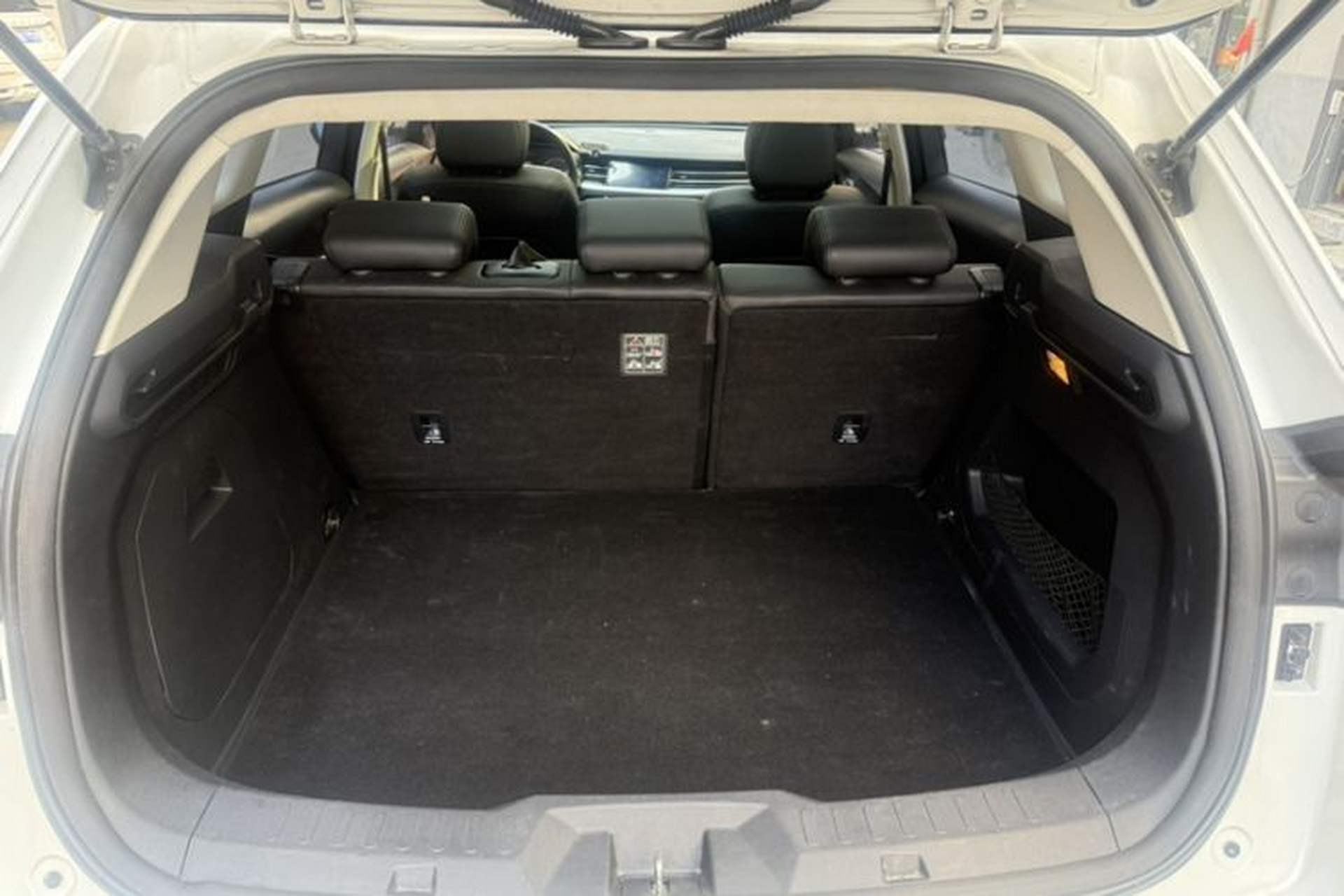 Used Haval H6 2017 Red-Label 1.5T Automatic Two-Wheel Drive Smart Edition Trunk