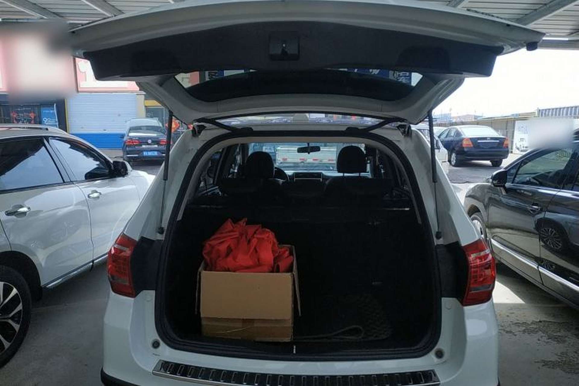 Used Haval H6 2017 Red-Label Sport Edition 1.5T Automatic Two-Wheel Drive Luxury Model Trunk