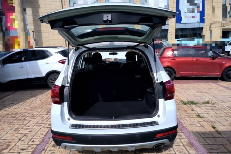 Used Haval H6 2017 Red-Label Sport Edition 1.5T Automatic Two-Wheel Drive Luxury Model Trunk