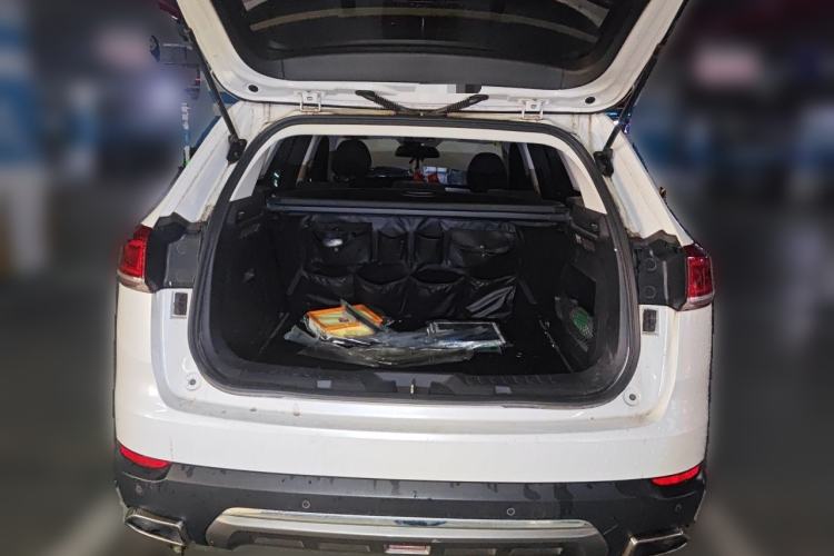 Used Haval H6 2017 Blue Label 1.5T Automatic Two-Wheel Drive Luxury Model Trunk