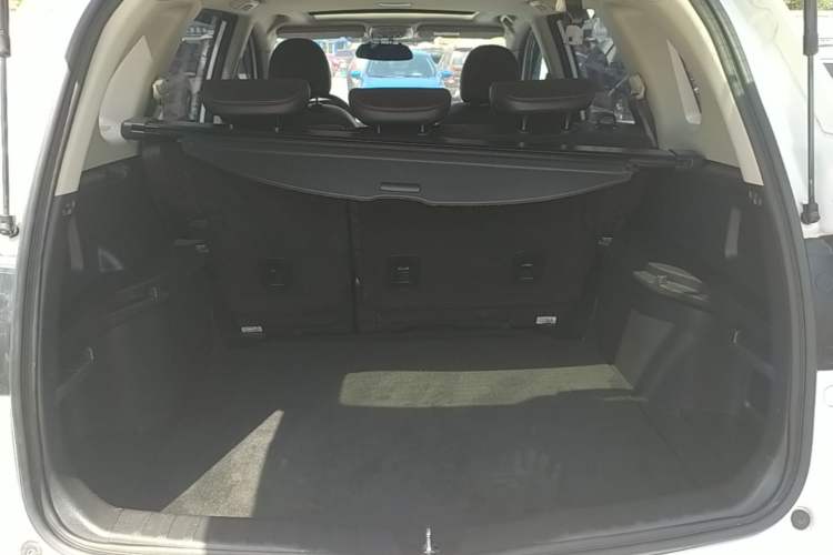 Used Haval H6 2017 Blue Label Sport Edition 1.5T Automatic Two-Wheel Drive Luxury Model Trunk