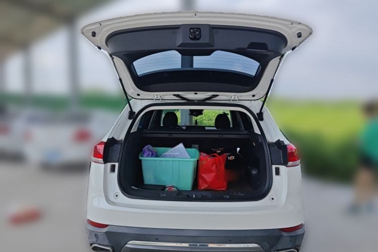 Used Haval H6 2017 Blue Label 2.0T Automatic Two-Wheel Drive Smart Edition Trunk
