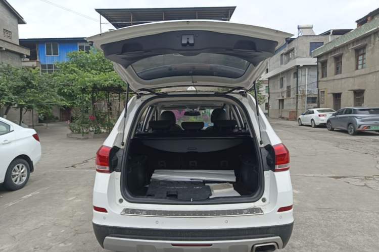 Used Haval H6 2017 Blue Label Sport Edition 1.5T Automatic Two-Wheel Drive Luxury Model Trunk