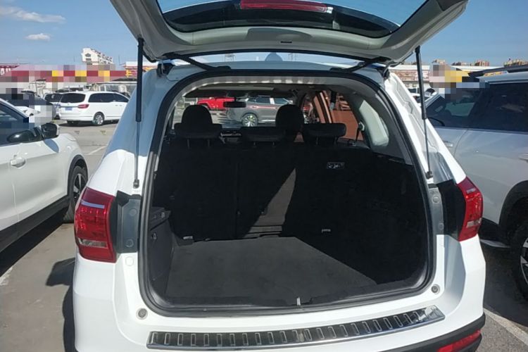 Used Haval H6 2017 Red-Label Sport Edition 1.5T Manual Two-Wheel Drive Elite Model Trunk