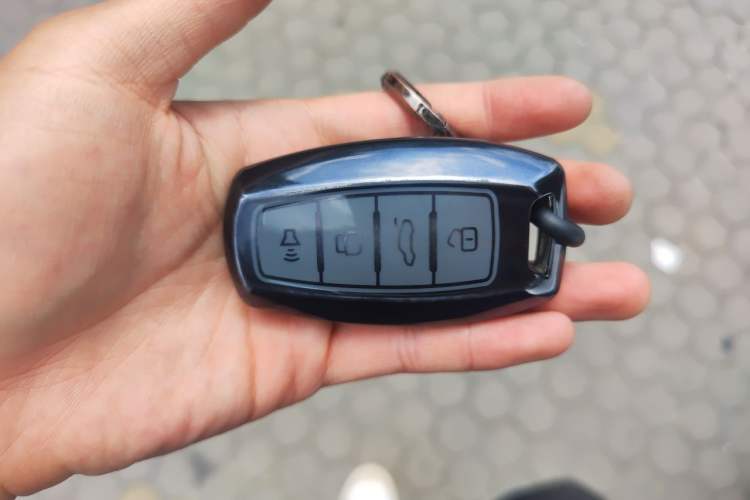 Used Haval H6 2017 Blue Label 1.5T Automatic Two-Wheel Drive ZhiShang Model Vehicle Key