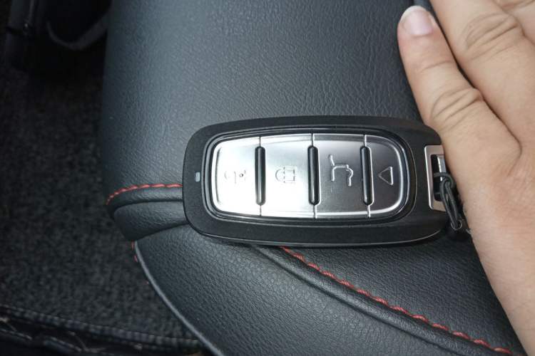 Used Haval H6 2017 Red-Label Sport Edition 1.5T Automatic Two-Wheel Drive Luxury Model Vehicle Key
