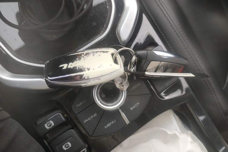Used Haval H6 2017 Blue Label 2.0T Automatic Two-Wheel Drive Smart Edition Vehicle Key