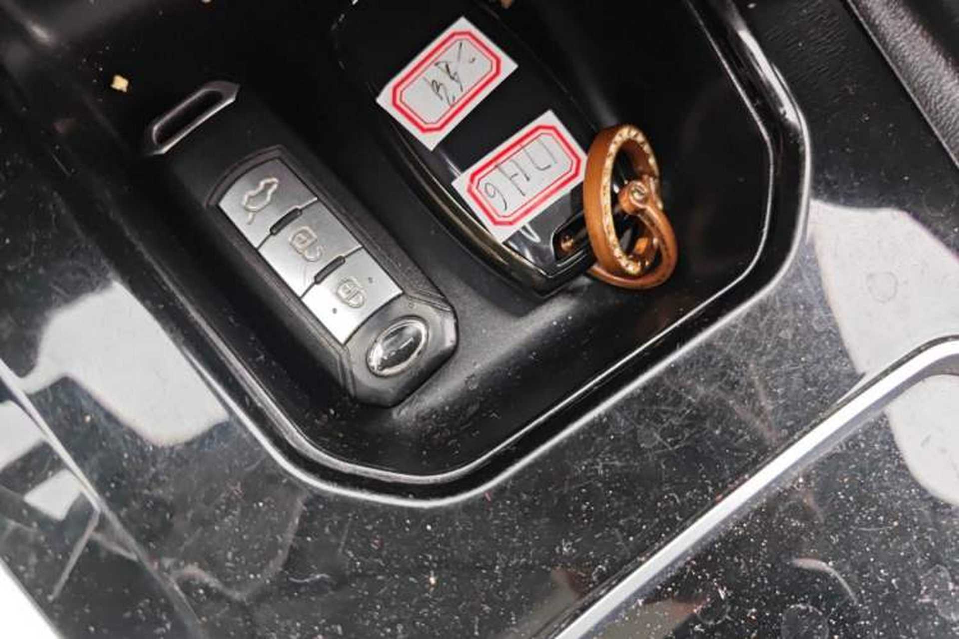 Used Haval H6 2017 Red Label 2.0T Automatic Two-Wheel Drive ZhiShang Model Vehicle Key