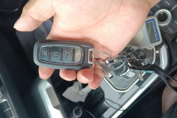 Used Haval H6 2017 Red Label 2.0T Automatic Two-Wheel Drive ZhiShang Model Vehicle Key