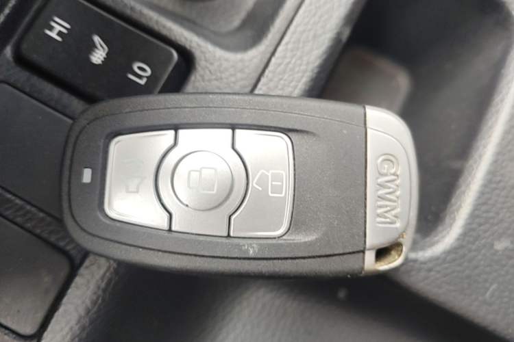 Used Haval H6 2017 Red-Label Sport Edition 1.5T Manual Two-Wheel Drive Elite Model Vehicle Key
