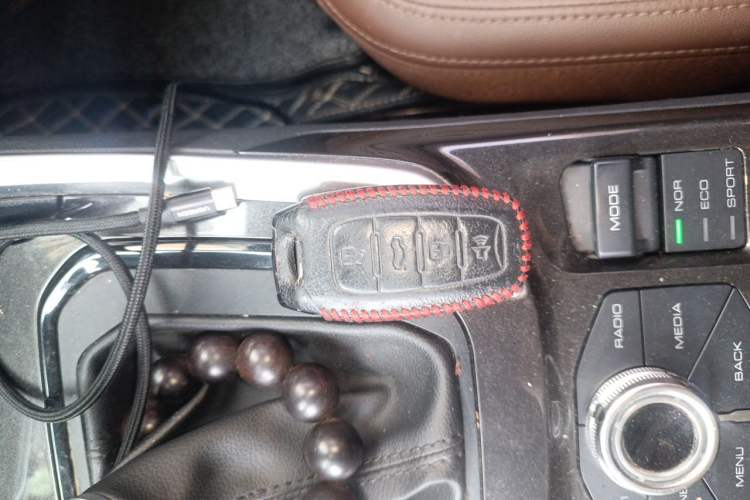 Used Haval H6 2017 Red-Label 1.5T Automatic Two-Wheel Drive Smart Edition Vehicle Key