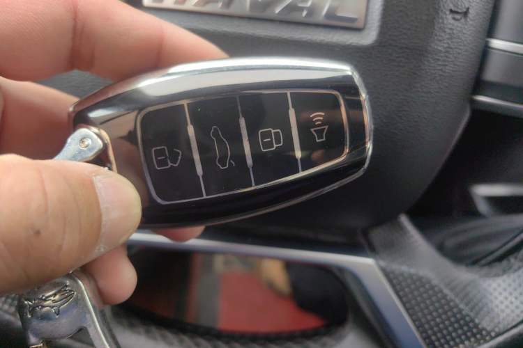 Used Haval H6 2017 Blue Label 1.3T Automatic Two-Wheel Drive Luxury Model Vehicle Key